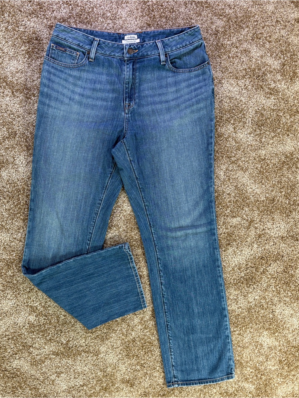 L.L.Bean‎ Favorite Fit Straight Leg Jeans Women’s Size 10 Regular Stretch Denim